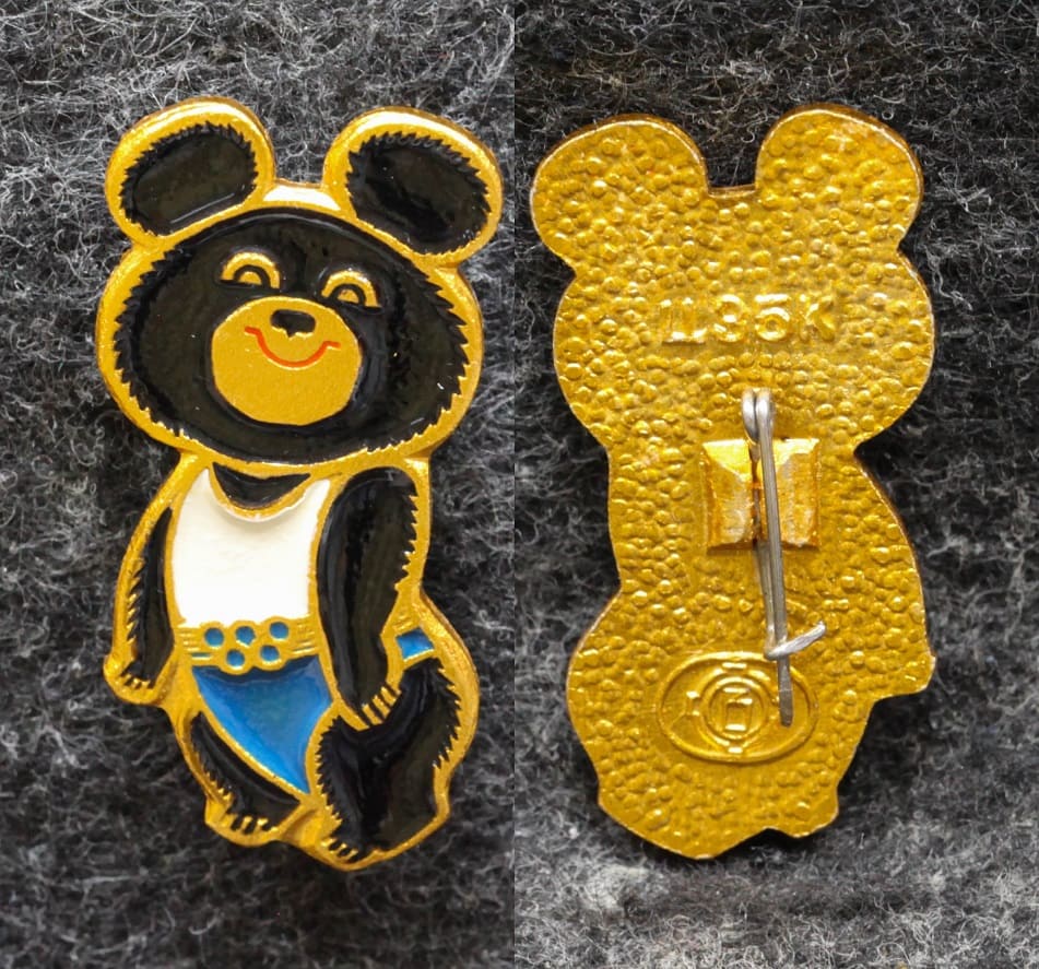 Знак Олимпийский мишка от Аукциона Значки и Знаки