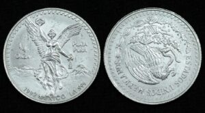 Купить Мексика ¼ онзы 1992 год cеребряная инвестиционная монета Свобода (№438)