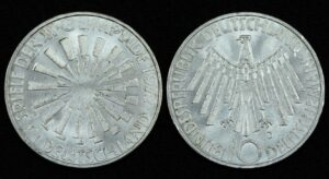 Купить Германия 10 марок 1972 год XX летние Олимпийские Игры, Мюнхен 1972-Эмблема In Deutschland (№277)