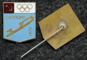 купить Знак Олимпиада Саппоро 1972 год Конькобежный спорт
