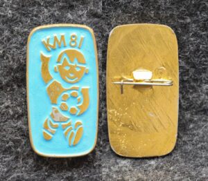 купить Знак Клуб ЦК ВЛКСМ Кожаный мяч 1981 год