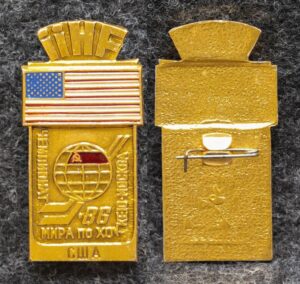 купить Знак Чемпионат мира по хоккею Москва 1986 год США