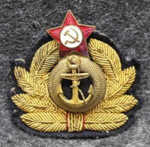 Кокарда СССР Офицеры и мичманы адмиралы и генералы ВМФ (повседневная форма) 1958 год 