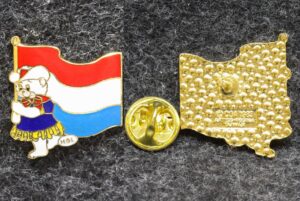 Знак Олимпиада Калгари 1988 год Канада Флаг Сборная Голландии