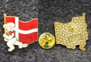 Знак Олимпиада Калгари 1988 год Канада Флаг Сборная Дании