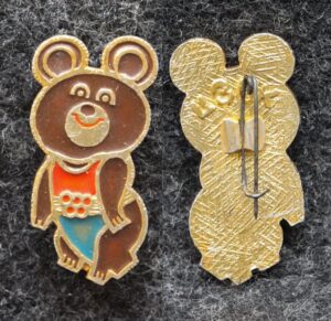 Знак Олимпийский мишка