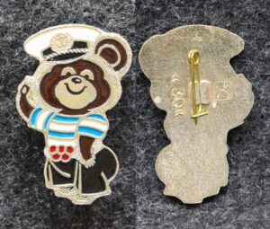 Знак Олимпийский мишка Моряк