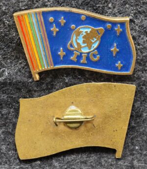 Членский знак академии IIC Космос