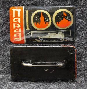 Знак 100-й парад на Карной площади Палех Советский выпуск!